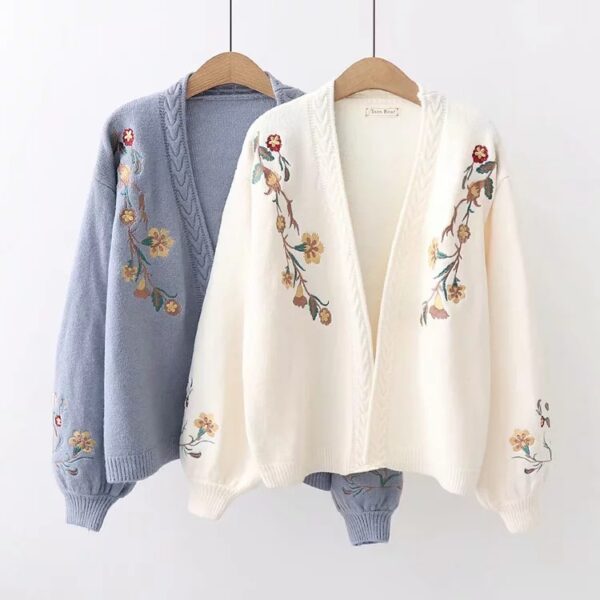 All-match Casual Simple Flower Embroidery Student